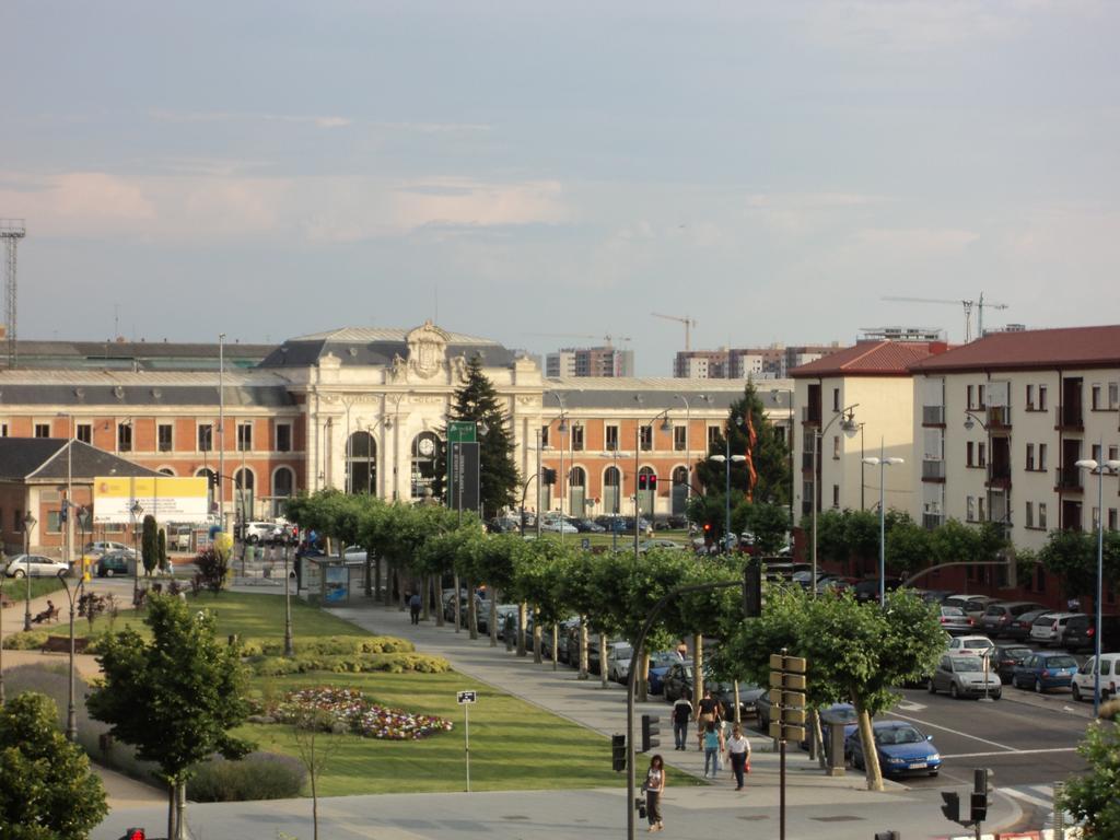 Hotel Colon Plaza Valladolid Eksteriør billede